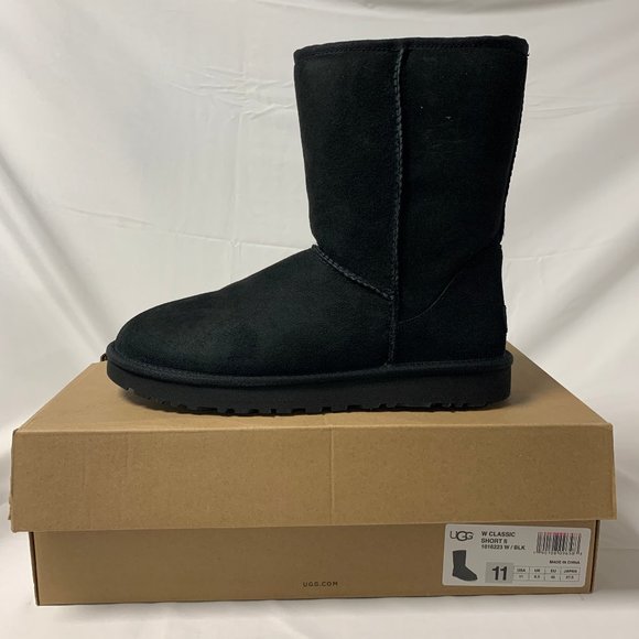 UGG Shoes - UGG Classic Women Short Boot Black